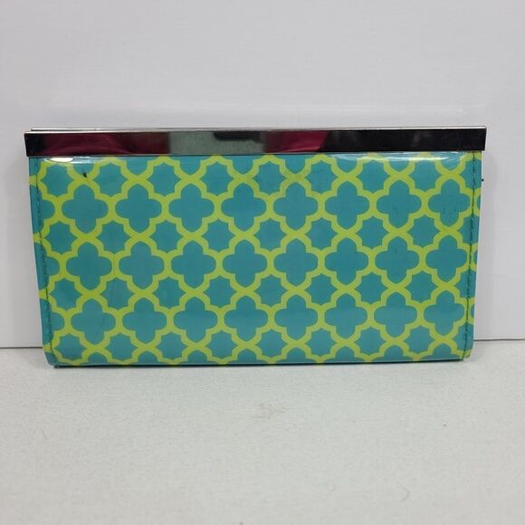 Modern Mint & Yellow Quatrefoil Pattern Wallet - Picture 3 of 6